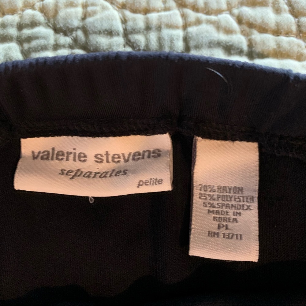 Black Skirt with Elastic Waist * PL - Picture 5 of 8